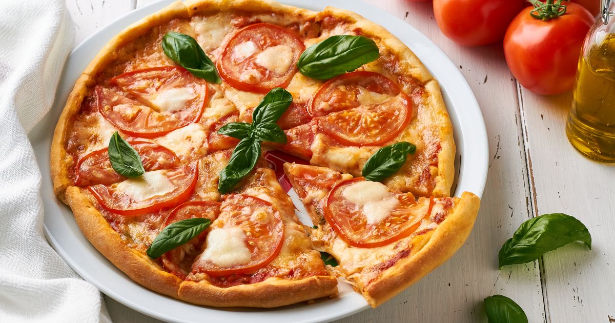Pizza Margherita recept 100min.