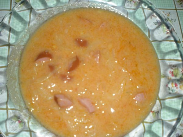 Smotanovo-paradajkovo-kapustová polievka