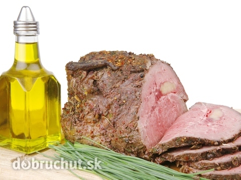Pečené hovädzie mäso s olivovým olejom