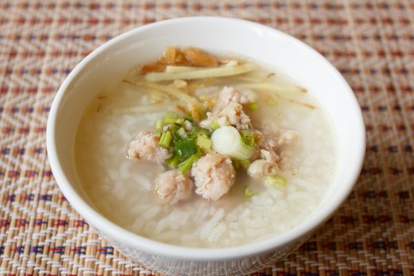 Cibuľová polievka s ryžou