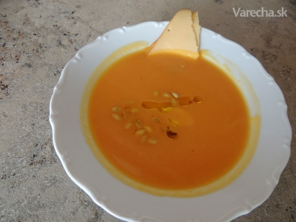 Tekvicová polievka s údeným syrom bez smotany recept