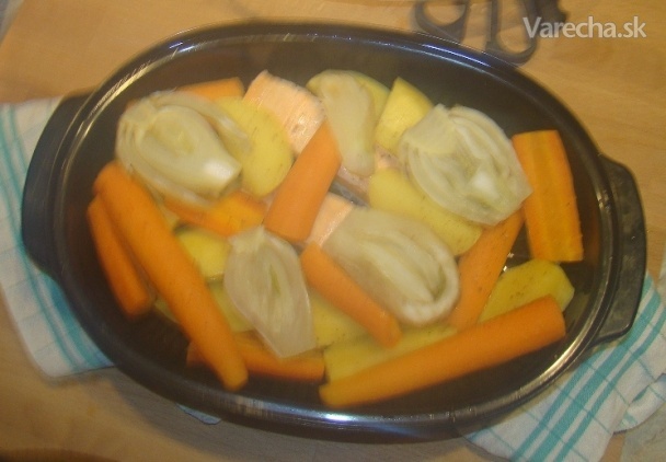 Losos na pare s mrkvou, zemiakmi a feniklom recept