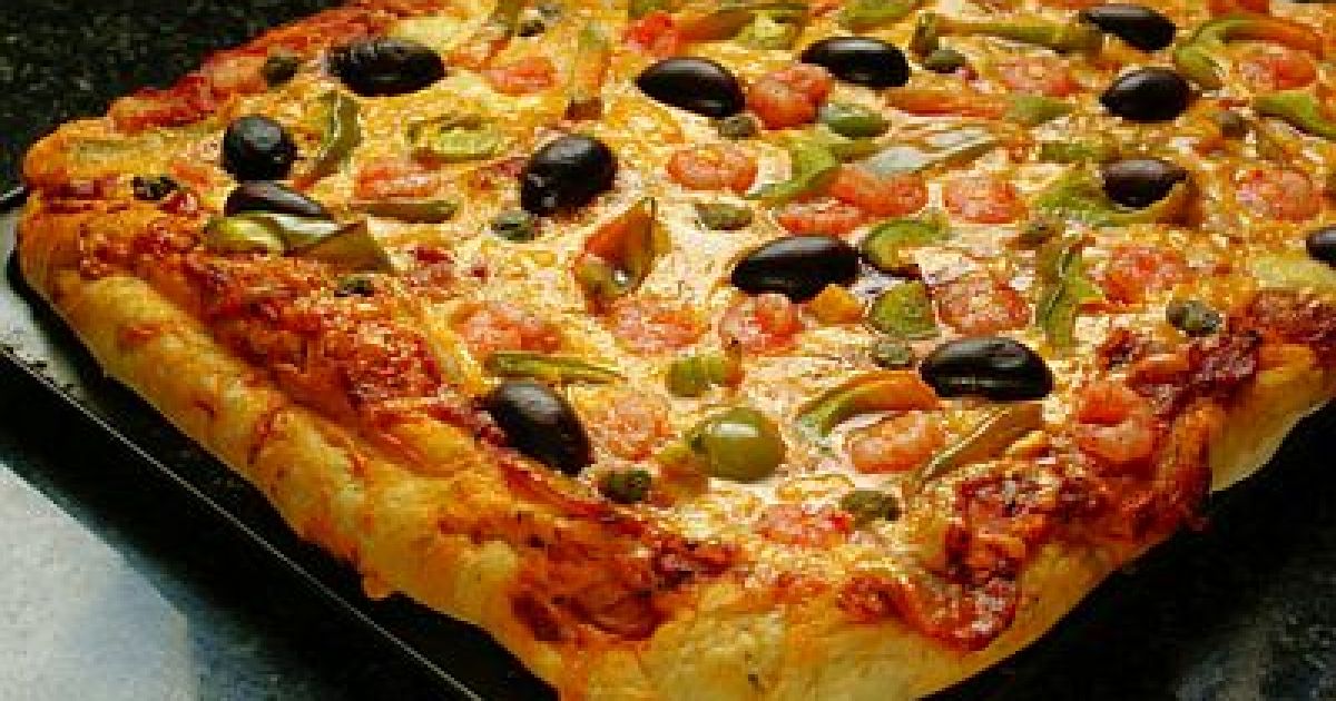 Domáca pizza s olivami a krevetami, fotogaléria 1 / 1.
