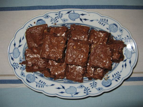Čokoládové brownies s bielou čokoládou a karamelom